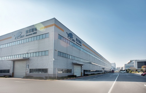 效玄機電科技有限公司是一家高新技術(shù)公司，自己的伺服電機驅(qū)動技術(shù)